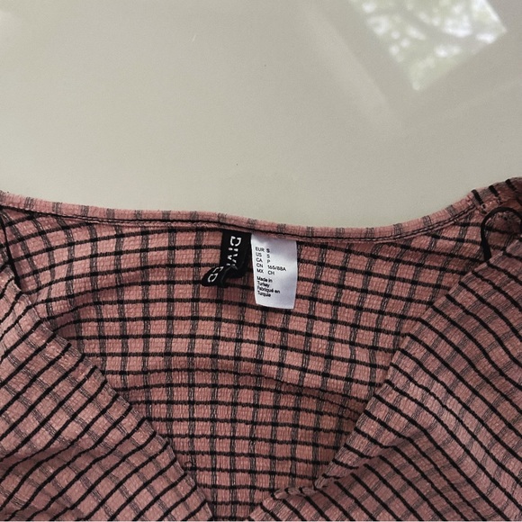 H&M Pink Plaid Crop Wrap Top - Picture 3 of 7